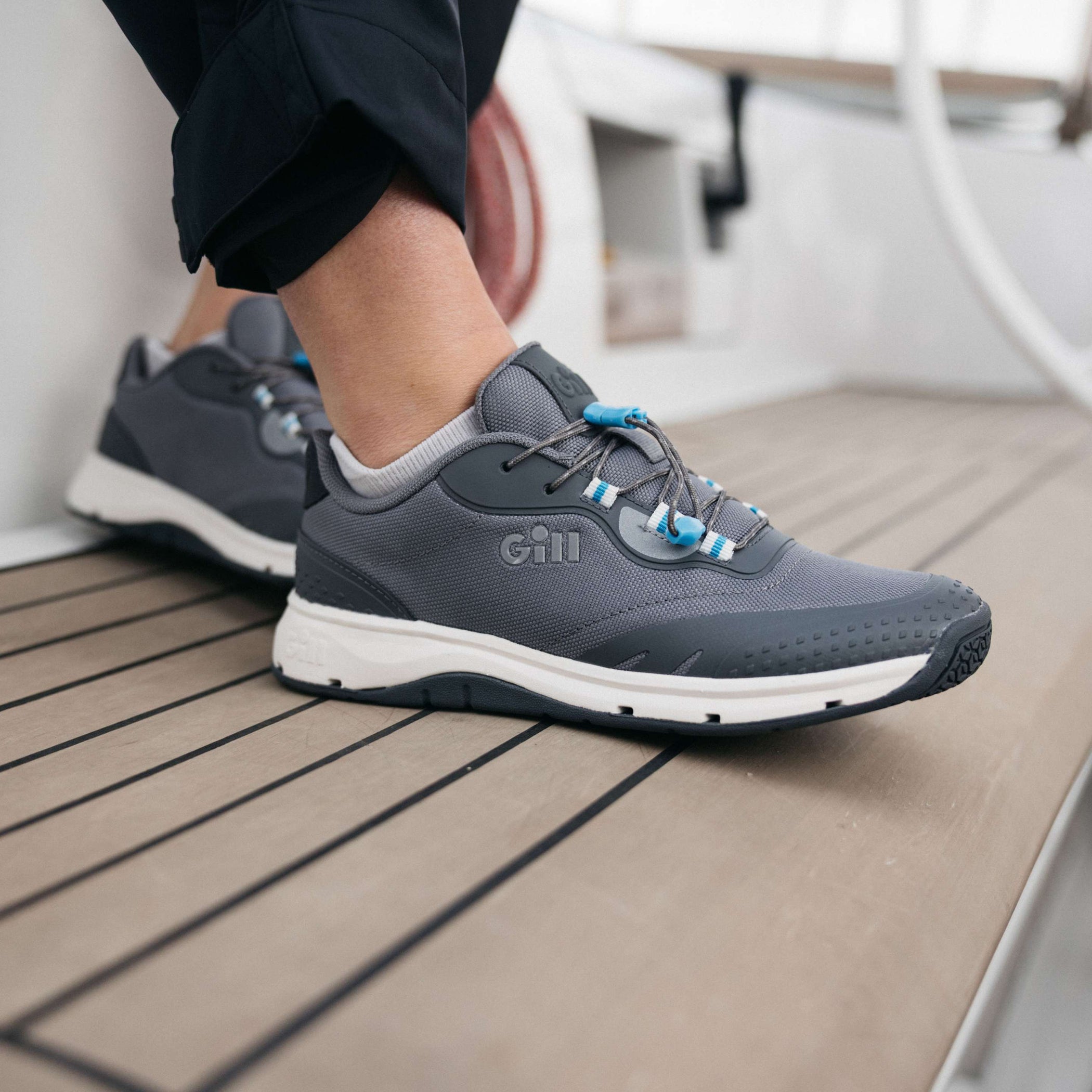 Verso Race Trainers - Medium Gray